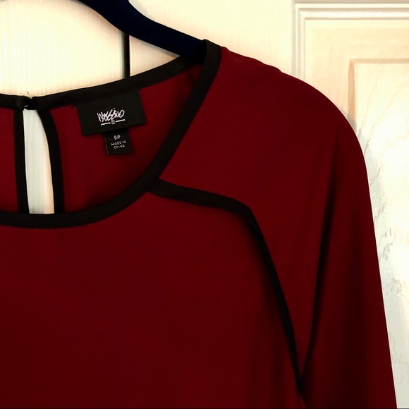 ⭐️3 for $20⭐️Mossimo Ruby red/black blouse. Sz S. - Picture 2 of 2